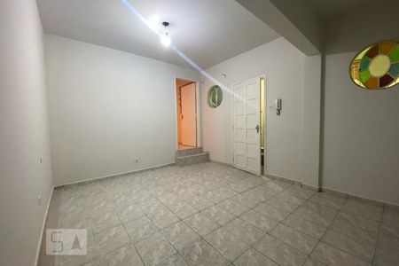 Sala de casa para alugar com 2 quartos, 70m² em Jardim Monte Alegre, Taboão da Serra