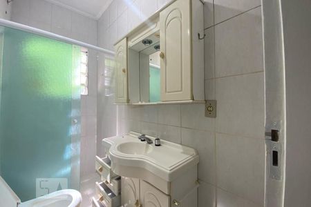 Casa para alugar com 70m², 2 quartos e sem vagaBanheiro