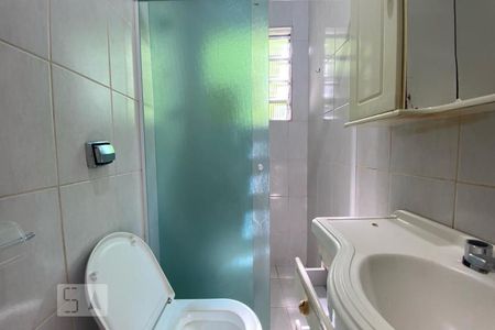 Casa para alugar com 70m², 2 quartos e sem vagaBanheiro