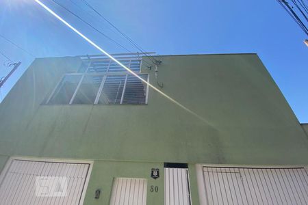 Casa para alugar com 70m², 2 quartos e sem vagaFachada