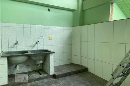 Casa para alugar com 70m², 2 quartos e sem vagaÁrea de Serviço