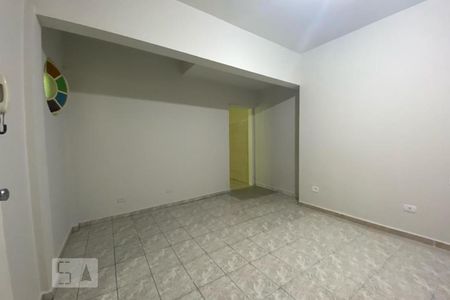 Sala de casa para alugar com 2 quartos, 70m² em Jardim Monte Alegre, Taboão da Serra