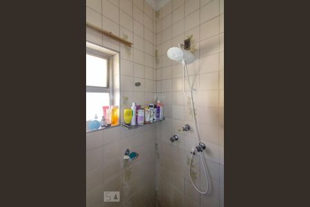 Casa à venda com 143m², 2 quartos e 2 vagasBanheiro Social