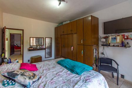 Casa à venda com 143m², 2 quartos e 2 vagasQuarto 2 - Suíte