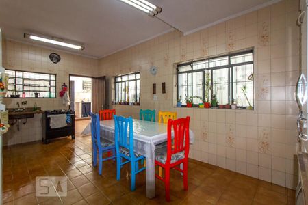 Casa à venda com 143m², 2 quartos e 2 vagasCozinha