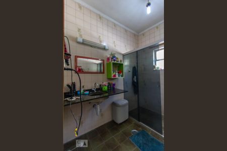 Casa à venda com 143m², 2 quartos e 2 vagasBanheiro Social