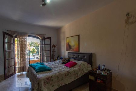 Casa à venda com 143m², 2 quartos e 2 vagasQuarto 2 - Suíte