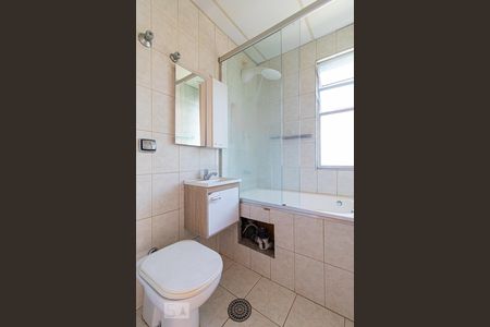 Apartamento à venda com 103m², 3 quartos e 1 vaga Apartamento à venda com 103m², 3 quartos e 1 vagaBanheiro da Suíte