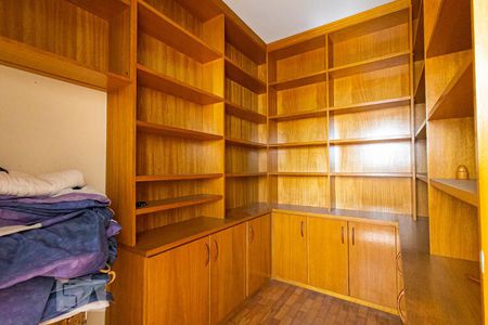 Apartamento à venda com 103m², 3 quartos e 1 vaga Apartamento à venda com 103m², 3 quartos e 1 vagaQuarto de Serviço