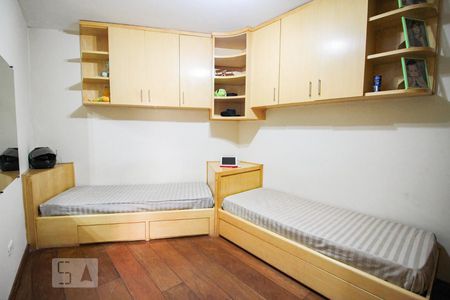 Casa à venda com 194m², 3 quartos e 3 vagasQuarto 3