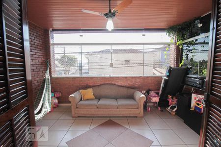 Casa à venda com 194m², 3 quartos e 3 vagasvaranda