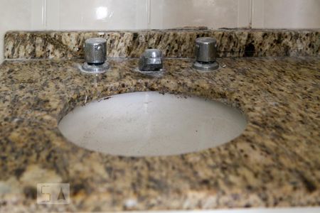 Apartamento para alugar com 38m², 1 quarto e 1 vagaPia