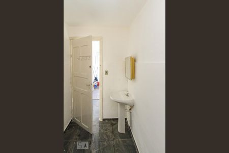 Banheiro de casa à venda com 2 quartos, 80m² em Vila Prudente, São Paulo
