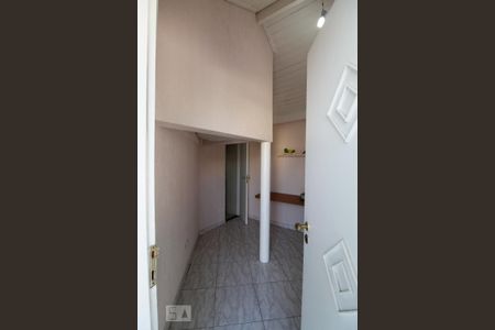 Casa à venda com 302m², 4 quartos e 2 vagas Casa à venda com 302m², 4 quartos e 2 vagasQuarto de Serviço