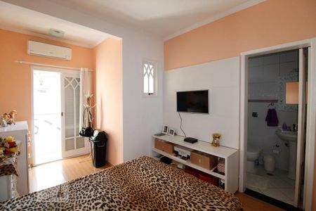 Casa à venda com 302m², 4 quartos e 2 vagas Casa à venda com 302m², 4 quartos e 2 vagasSuíte 2