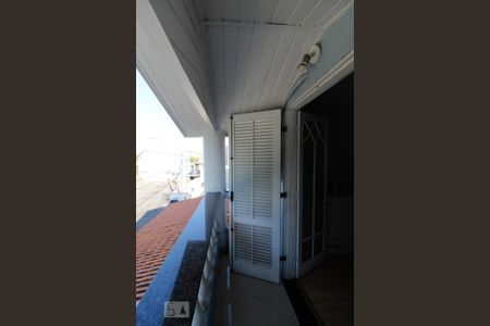 Casa à venda com 302m², 4 quartos e 2 vagas Casa à venda com 302m², 4 quartos e 2 vagasVaranda da Suíte 1