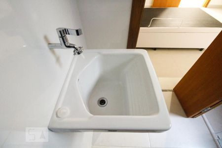 Studio para alugar com 18m², 1 quarto e sem vaga Studio para alugar com 18m², 1 quarto e sem vagaBanheiro