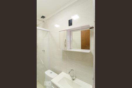 Banheiro Social de casa para alugar com 1 quarto, 38m² em Parque Jabaquara, São Paulo