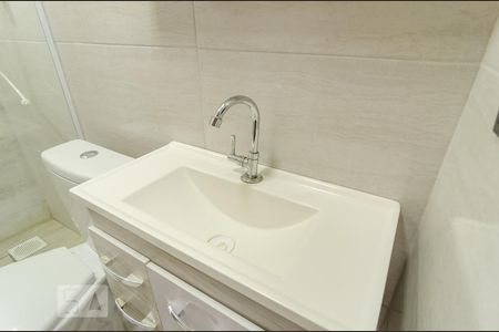 Banheiro Social de casa para alugar com 1 quarto, 38m² em Parque Jabaquara, São Paulo
