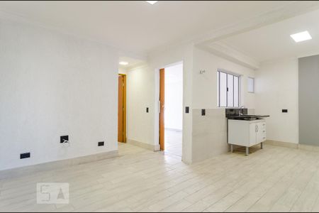Sala de casa para alugar com 1 quarto, 38m² em Parque Jabaquara, São Paulo