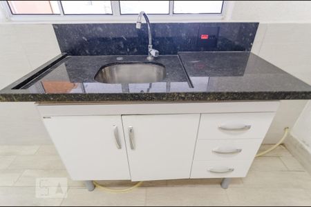 Cozinha de casa para alugar com 1 quarto, 38m² em Parque Jabaquara, São Paulo