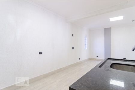 Cozinha de casa para alugar com 1 quarto, 38m² em Parque Jabaquara, São Paulo