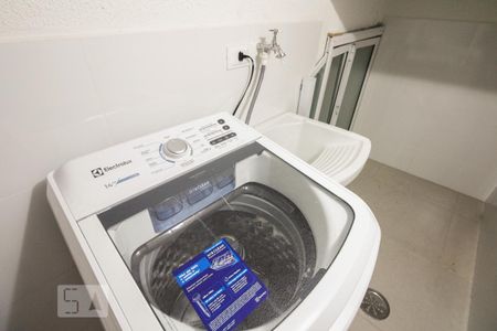 Studio para alugar com 21m², 1 quarto e sem vaga Studio para alugar com 21m², 1 quarto e sem vagaÁrea Comum - Lavanderia