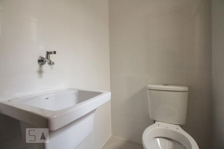 Studio para alugar com 21m², 1 quarto e sem vaga Studio para alugar com 21m², 1 quarto e sem vagaBanheiro