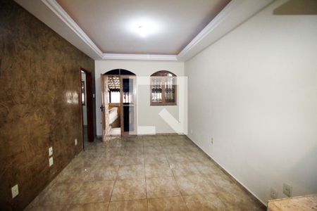 Sala de casa para alugar com 3 quartos, 100m² em Colégio, Rio de Janeiro