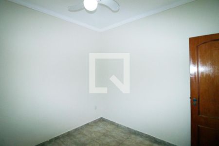 Quarto 1 de casa para alugar com 3 quartos, 100m² em Colégio, Rio de Janeiro