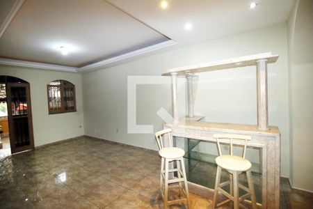 Sala de casa para alugar com 3 quartos, 100m² em Colégio, Rio de Janeiro