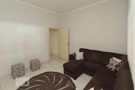 Sala de Casa com 2 quartos, 150m² Vila Formosa