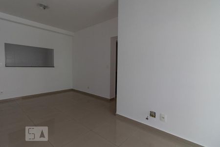 Sala de apartamento para alugar com 3 quartos, 83m² em Jardim Las Vegas, Guarulhos