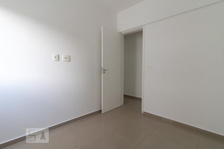 Apartamento para alugar com 83m², 3 quartos e 2 vagasQuarto 2