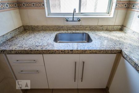 Apartamento à venda com 85m², 2 quartos e 2 vagas Apartamento à venda com 85m², 2 quartos e 2 vagasCozinha
