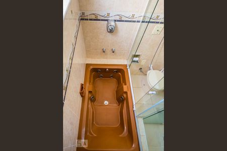 Apartamento à venda com 85m², 2 quartos e 2 vagas Apartamento à venda com 85m², 2 quartos e 2 vagasBanheiro