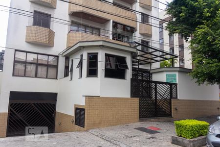 Apartamento à venda com 70m², 2 quartos e 1 vaga Apartamento à venda com 70m², 2 quartos e 1 vagaFachada