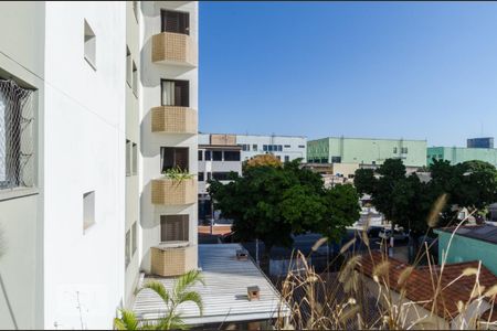 Apartamento à venda com 70m², 2 quartos e 1 vaga Apartamento à venda com 70m², 2 quartos e 1 vagaVista