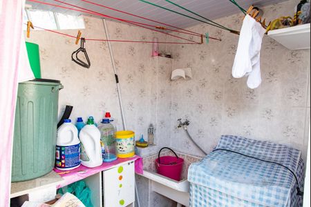 Casa de condomínio à venda com 400m², 7 quartos e 2 vagas Casa de condomínio à venda com 400m², 7 quartos e 2 vagasCasa1/área de serviço