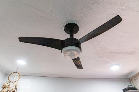 Casa de condomínio à venda com 400m², 7 quartos e 2 vagas Casa de condomínio à venda com 400m², 7 quartos e 2 vagasCasa2/ventilador