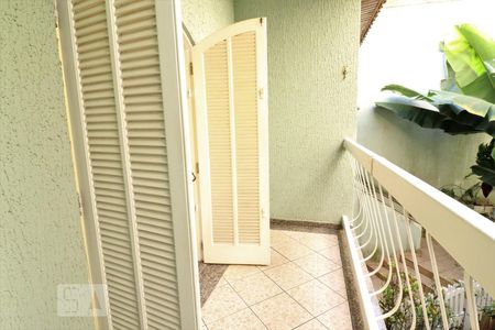 Casa à venda com 250m², 3 quartos e 3 vagasVaranda