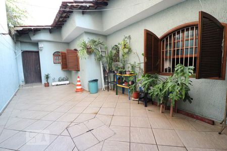 Casa à venda com 250m², 3 quartos e 3 vagasÁrea Externa