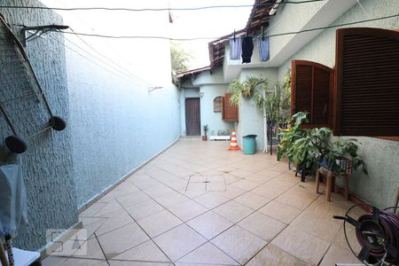 Casa à venda com 250m², 3 quartos e 3 vagasÁrea Externa