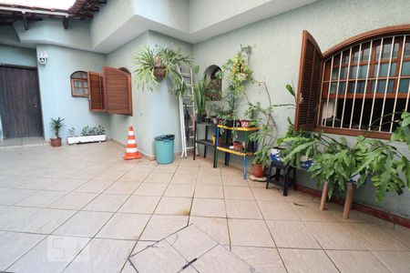 Casa à venda com 250m², 3 quartos e 3 vagasÁrea Externa