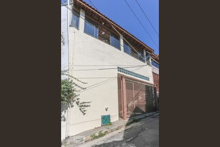 Casa para alugar com 110m², 2 quartos e 1 vagaFachada