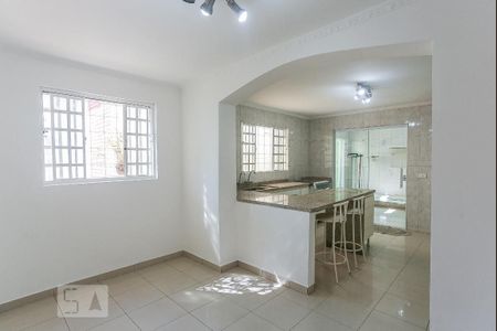 Casa para alugar com 110m², 2 quartos e 1 vagaCozinha