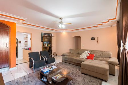 Sala de casa para alugar com 3 quartos, 385m² em Vila Endres, Guarulhos