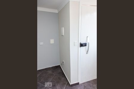 Sala de casa para alugar com 2 quartos, 60m² em Vila Mazzei, São Paulo