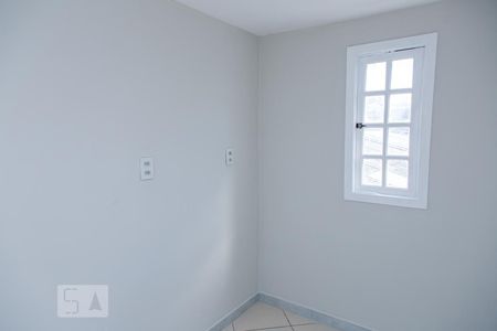 Quarto 1 de casa para alugar com 2 quartos, 60m² em Vila Mazzei, São Paulo