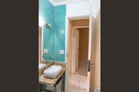 Apartamento à venda com 53m², 2 quartos e 1 vagaBanheiro